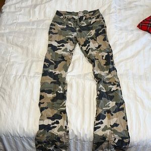 Camo pants